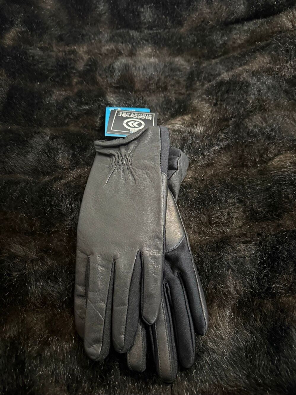 Isotoner Women's Classic Stretch Faux Genuine Leather Touchscreen Gloves L XL - Picture 1 of 5